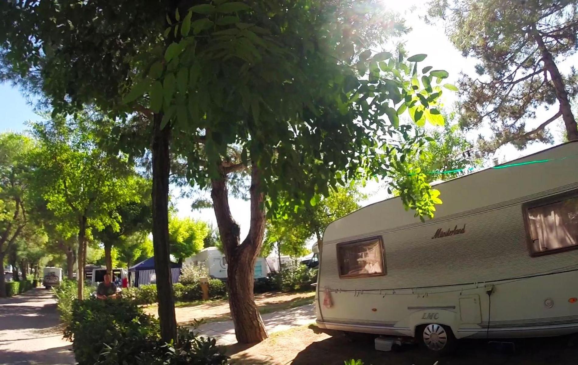 Camping Village Cavallino エクステリア 写真